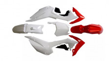 Комплект пластика Honda CRF110 (красно-белый)