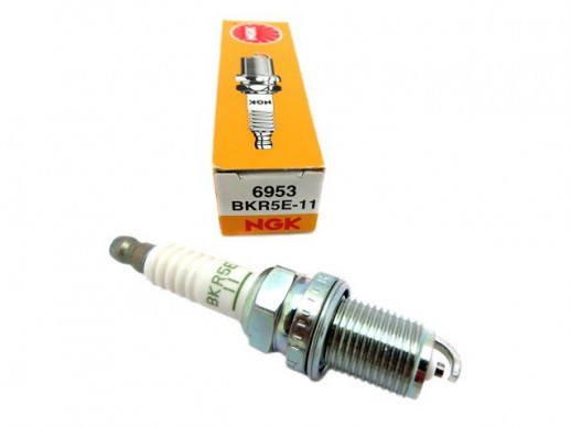 Свеча зажигания BKR5E-11 NGK (Япония) 6953  